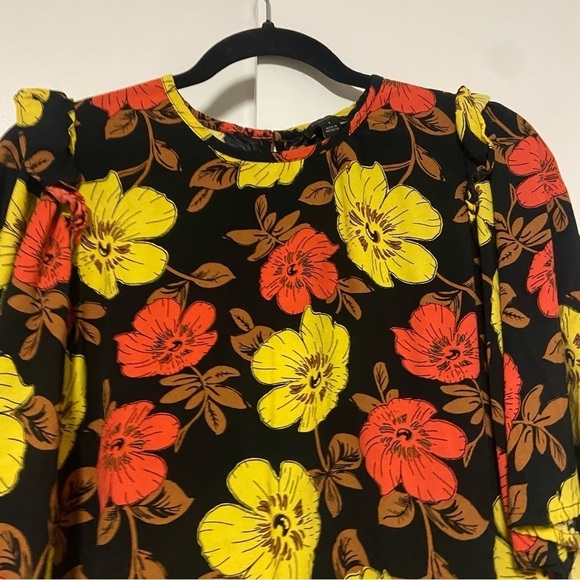 Ann Taylor floral Print flare sleeves blouse Size Small - Picture 3 of 7